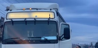 ULTIMA ORĂ Ciocnire între un tir și două mașini la Golești