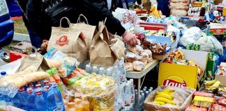Mâncare din Vrancea pentru refugiații ucraineni ajunși la Isaccea/ Colectă de ajutoare în rețeaua Paco și la centre de vaccinare din județ