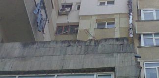 Adolescenți cercetați pentru incendierea fațadei unui bloc din Focșani