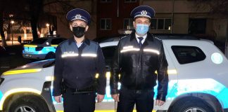 Bătrân salvat de polițiști dintr-un incendiu de vegetație