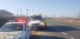 Transportatorii de persoane și de marfă, sancționați de polițiștii rutieri