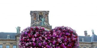 Florar decorator din Focșani, în echipa care va realiza un aranjament record împotriva războiului dus de Putin în Ucraina