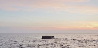 Pericol potențial în apele Mării Negre/ MApN a trimis o navă specială să caute mine care plutesc în derivă, dinspre Odesa