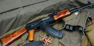 Militar tâlhărit în postul de pază/ Agresorul i-a furat un pistol mitralieră și muniție