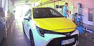 Mașinile de taxi nu au voie cu geamuri fumurii pe lateral față și parbriz/ Pe spate, doar cu modificări omologate