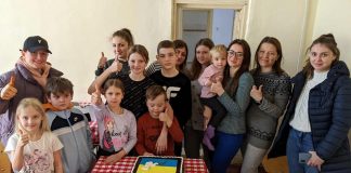 Cofetarii din Focșani le-au făcut o surpriză dulce refugiaților din Ucraina