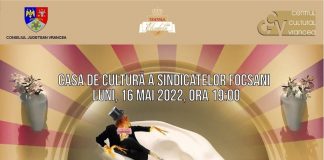 Mai sunt doar 50 de bilete la spectacolul ”Puricele în ureche”