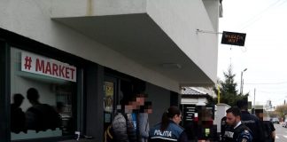 Zeci de elevi legitimați astăzi de polițiștii focșăneni/ 12 absentau de la cursuri