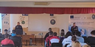 Zece școli din Vrancea incluse într-un proiect educațional pentru prevenirea violenței