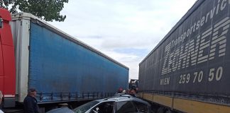 ULTIMA ORĂ Mobilizare a echipelor de intervenție la accidentul de pe centura Focșaniului/ Acționează și pompierii de la descarcerare