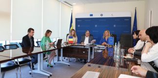 Poșta Română va distribui cardurile sociale de 250 de lei