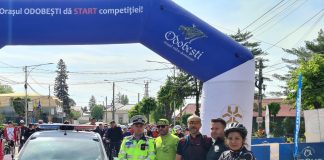 FOTO Polițiștii vrânceni susțin mișcarea pe bicicletă