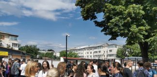 FOTO Peste 100 de polițiști veghează la bunul mers al Evaluării Naționale