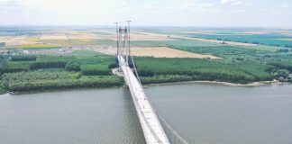 FOTO-VIDEO Podul suspendat de la Brăila, tot mai aproape de finalizare