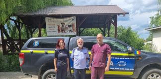 Acțiuni de informare a polițiștilor de la Protecția Animalelor/ Dosar penal pentru un bărbat din Câmpineanca, bănuit de rănirea unui câine