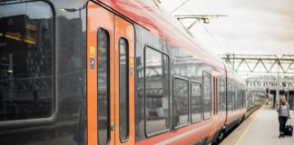 Ministerul Transporturilor cumpără 20 de trenuri electrice prin PNRR. Traseele trec și prin Focșani