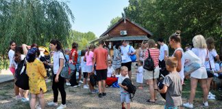 Două mini-tabere organizate până acum de Crucea Roșie Vrancea, pentru refugiații din Ucraina