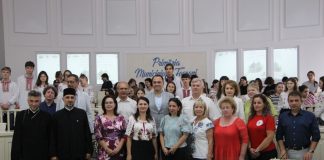 Elevi și profesori din Ucraina și Republica Moldova participă la un proiect cultural organizat de Liceul de Artă din Focșani