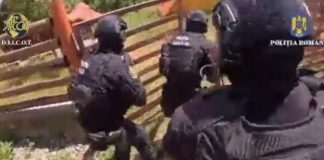 VIDEO Ne perfecționăm cu ajutorul columbienilor: a fost descoperit primul laborator de extragere secundară a cocainei din România!