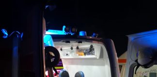 Șase răniți în accidentul de autocar vor mai rămâne la Spitalul Județean Focșani/ Autoritățile organizează transportul pasagerilor din autocarul răsturnat către Vama Siret