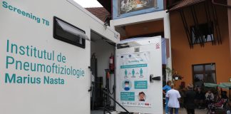 A început campania de depistare a tuberculozei / Caravana mobilă va poposi în 13 comune din Vrancea
