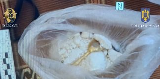 Trei persoane reținute pentru trafic de cocaină
