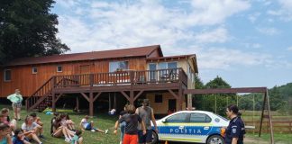 Polițiștii vrânceni, în mijlocul copiilor care se află în vacanță