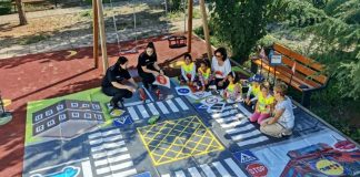 FOTO Polițiștii le-au oferit preșcolarilor lecția siguranței în cadrul atelierelor de vară „șotron”