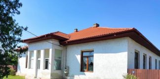 Primăria Suraia va amenaja Muzeul Răchitei în vechea școală Dimaci