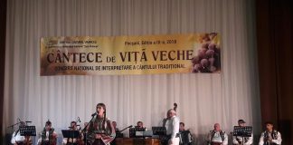 Concursul de interpretare „Cântece de Viţă Veche” are loc în cadrul Festivalului „Bachus”