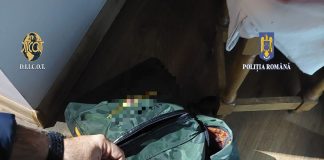 FOTO Vrânceni reținuți pentru trafic de droguri