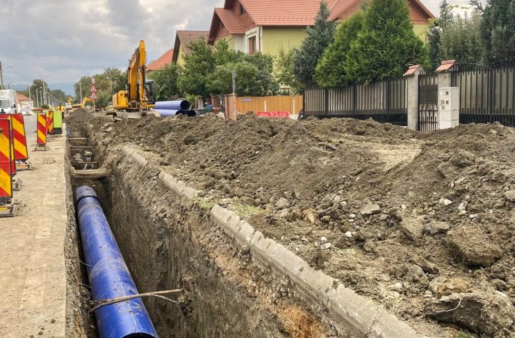 ANALIZĂ | Nici fruntaș, nici codaș: Vrancea e la mijlocul clasamentului la canalizare nouă la sat – ce s-a construit într-un an la apă și la canalizare pentru vrânceni