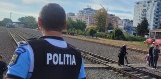 Hoț de telefoane, prins în Gara Focșani