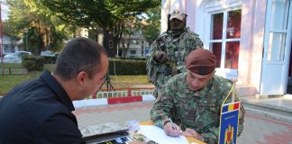 Armata face recrutări pe teren