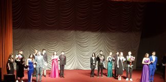 Balul Bobocilor de la Colegiul Cuza, cu tematică ”Disney”