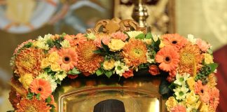 FOTO Sfântul Ierarh Nectarie de la Eghina, sărbătorit în parohiile din Buzău și Focșani