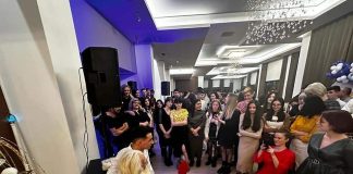 FOTO Moş Crăciun a ajuns la copiii din centrele aflate în subordinea DGASPC