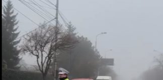 VIDEO Pune bordura, scoate bordura. Traficul în giratoriul de pe Brăilei cu E85, în continuare un calvar pentru mii de șoferi