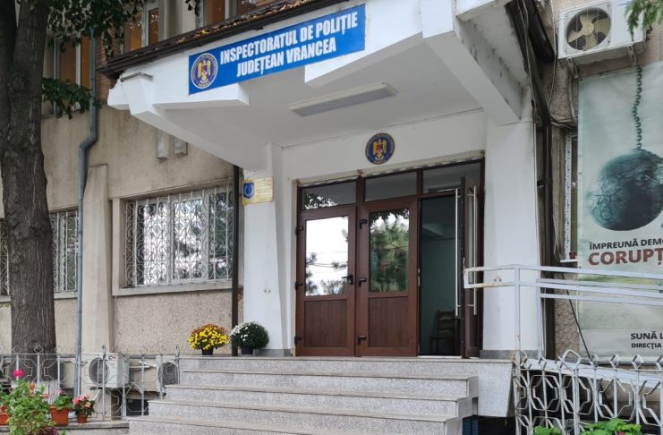 Polițistă din Vrancea, trimisă în judecată de procurorii anticorupție