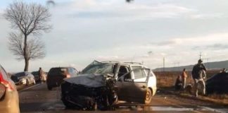 Doi vrânceni, morți într-un accident în județul Neamț