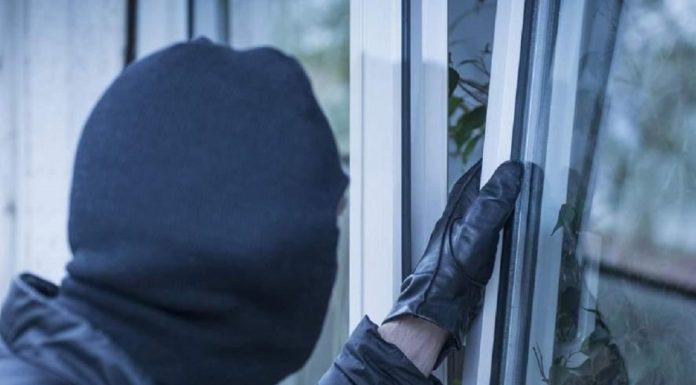 Bărbat din Mărășești, cercetat sub control judiciar pentru distrugere și tentativă la furt calificat