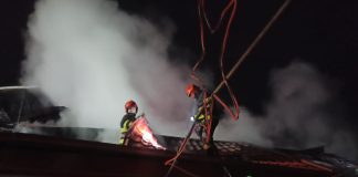 FOTO Pagube mari în urma unor incendii izbucnite la gospodării din Mirceștii Noi și Urechești