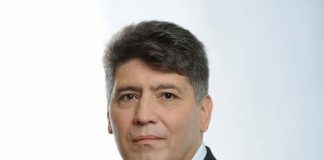 Averea parlamentarului care ar trebui să controleze serviciu secret al Internelor: 3 case, 1 apartament, 5 terenuri