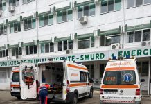 Copil de 7 ani, căzut de la etajul 2