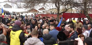 Alianța pentru Unirea Românilor și-a constituit organizație la Nereju, în prezența lui George Simion