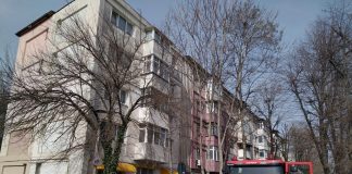 Alertă de incendiu la un bloc din Focșani