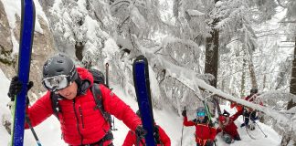 FOTO Instruire de specialitate, pe zăpadă, pentru salvamontiștii vrânceni