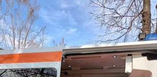 Tânăra care a înghițit antigel, transferată cu elicopterul SMURD la București