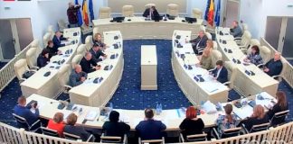 Vot majoritar în Consiliul Local Focșani pentru contractarea unui credit bancar de 49 milioane lei. Consilierii USR și viceprimarul PNL nu au votat proiectul