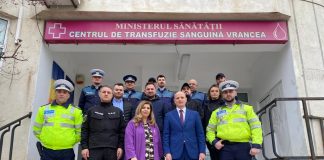 FOTO Polițiștii vrânceni, implicați în campania de donare de sânge